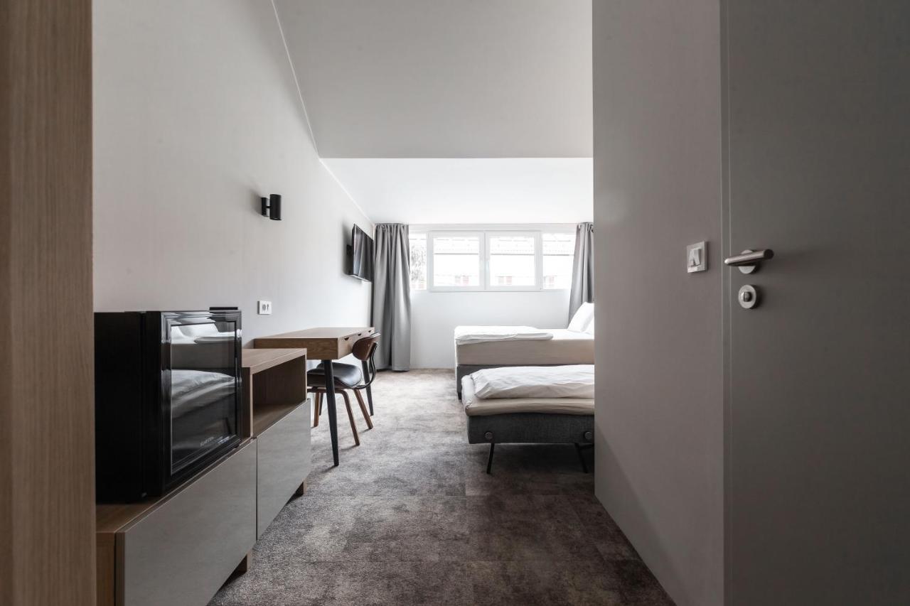 Opera Hotel มาริบอร์ ภายนอก รูปภาพ