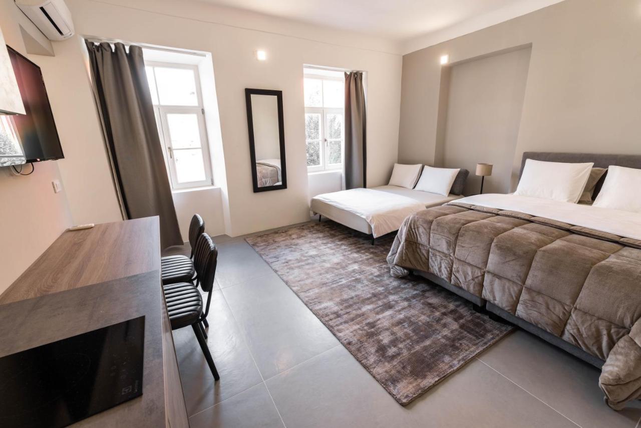 Opera Hotel มาริบอร์ ภายนอก รูปภาพ
